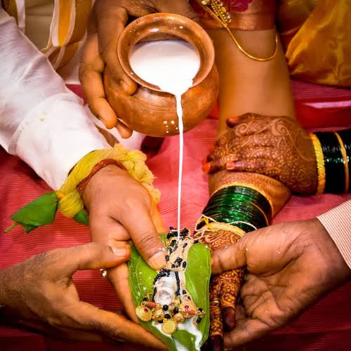 Aacharya Jitendra, Vedic pandit